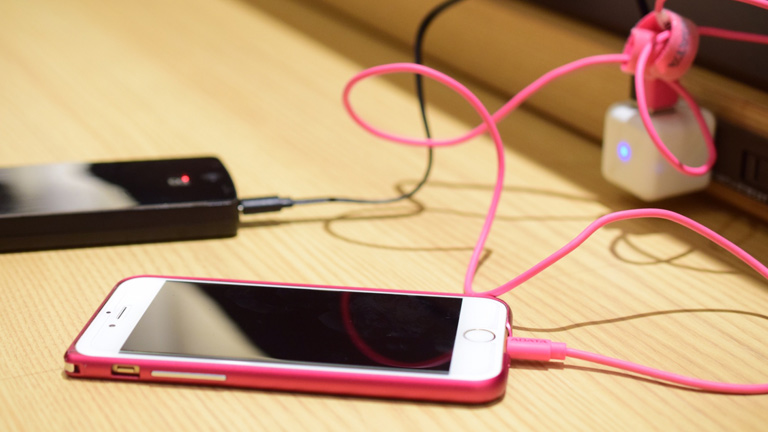 【iPhoneの電源の減りが激しい…】バッテリー交換をおすすめする理由