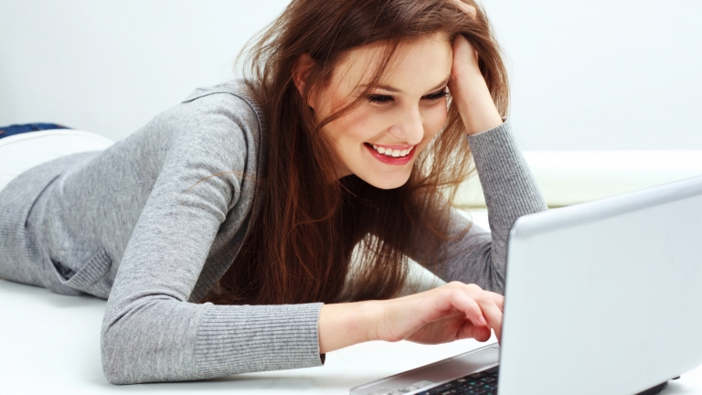 【Windows】チューニングレベルを調整して通信速度を高速化する方法