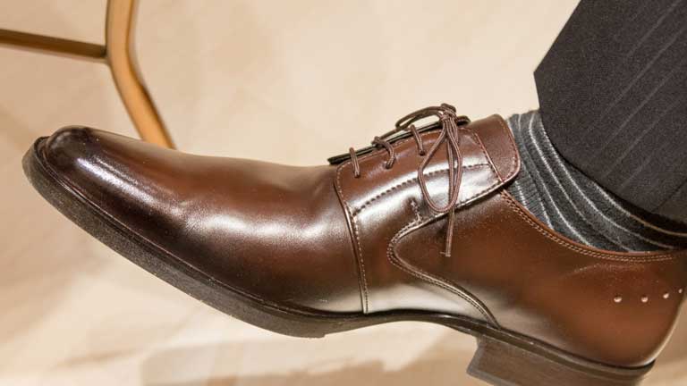 大事な靴にカビが！？靴に生えてしまったカビを除去する方法と予防策